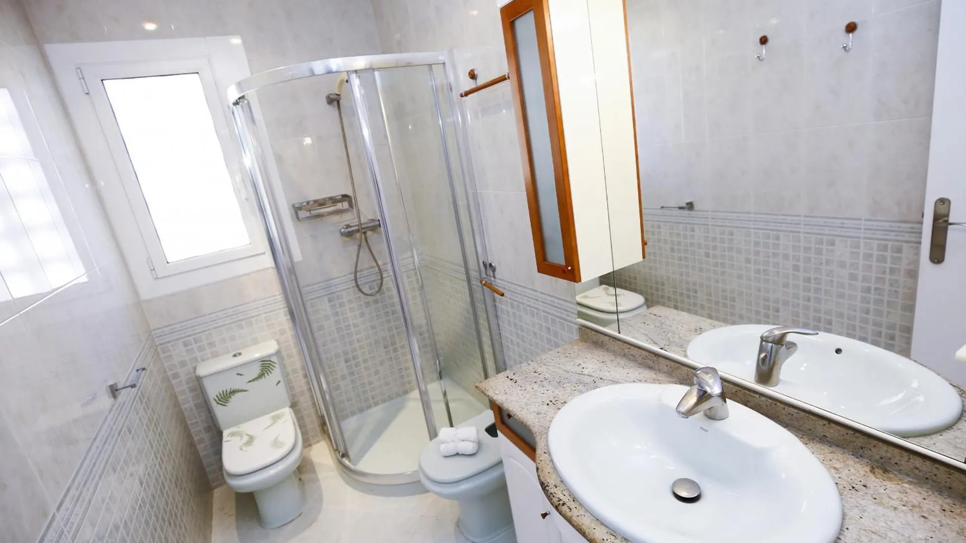 New Queens 2A Planetcostadorada Salou Apartamento